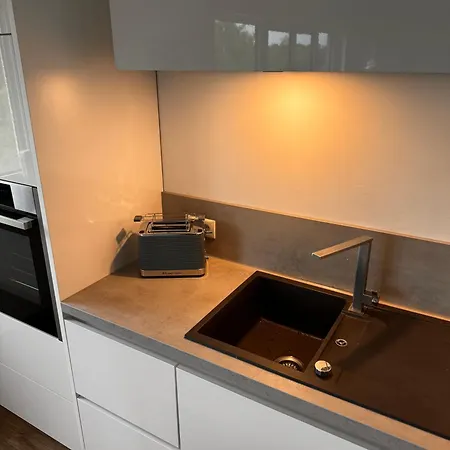 아파트 Traumhafter Ausblick, Modern Mit Komfort Und Stil